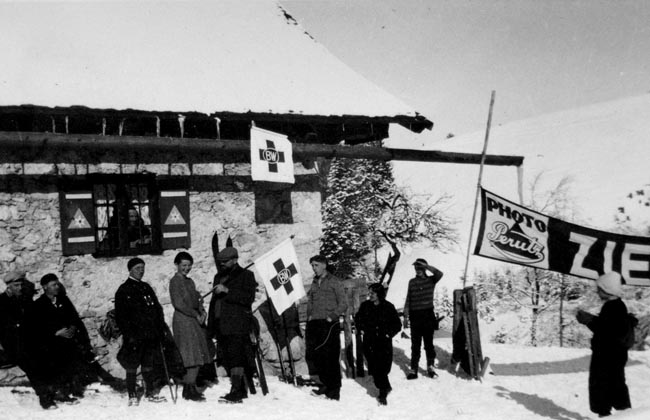 1930